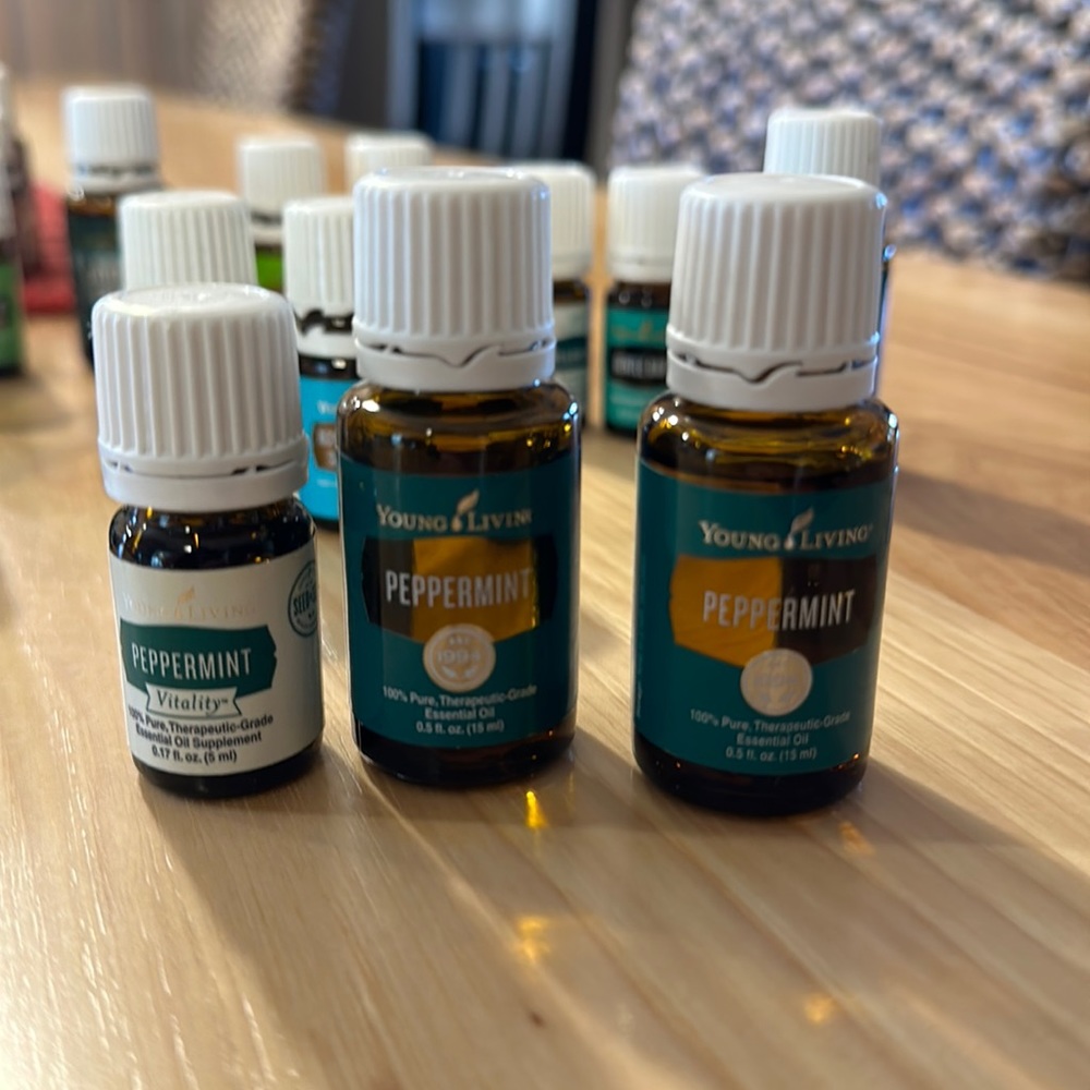 Young Living  PEPPERMINT ESSENTIAL OIL  (sold separately)